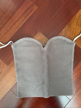 Babaton (Aritzia) Ribbed Strapless Sweetheart Bustier Top - Taupe